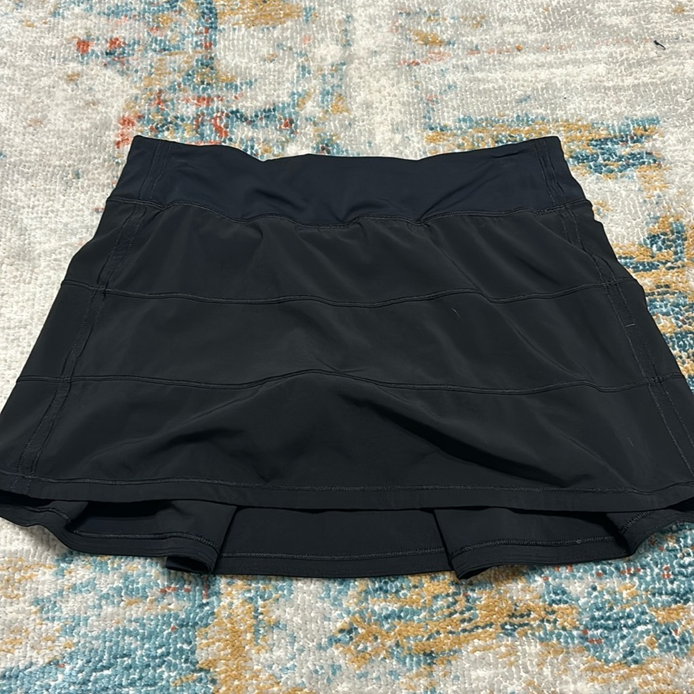 Size 8 Tall Black Lululemon Skirk